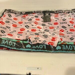 L-New Girls 6 pack Boxer Underwear
